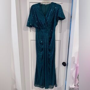 Elegant Teal Evening Gown